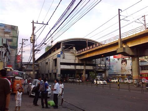 hotel near cubao mrt station